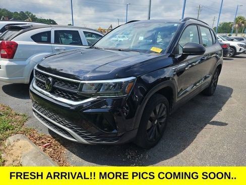 Used 2024 Volkswagen Taos S FWD image 1