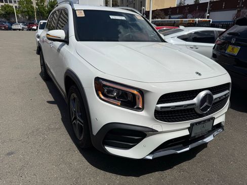 Used 2021 Mercedes-Benz GLB 250 image 5