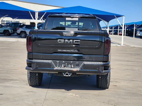 Used 2024 GMC Sierra 1500 AT4X image 33
