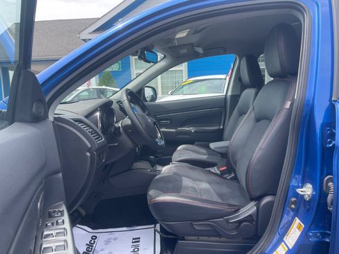 Used 2024 Mitsubishi Outlander Sport AWD image 4