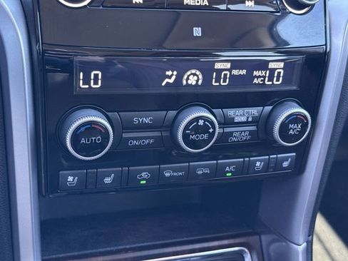 Used 2019 Subaru Ascent Touring w/ Popular Package #3 image 24