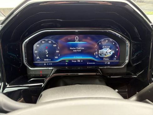 Used 2025 Chevrolet Silverado 3500 High Country w/ High Country Premium Package AWD/4WD image 9