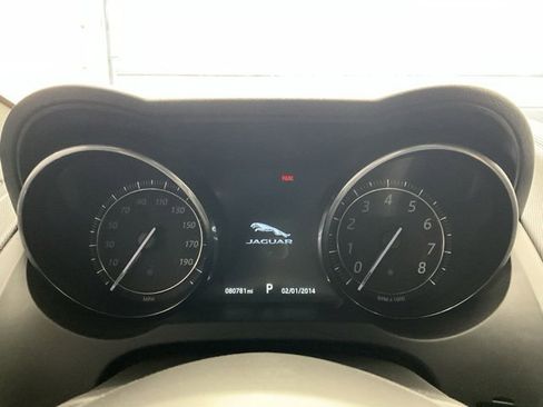 Used 2017 Jaguar F-TYPE Convertible image 5