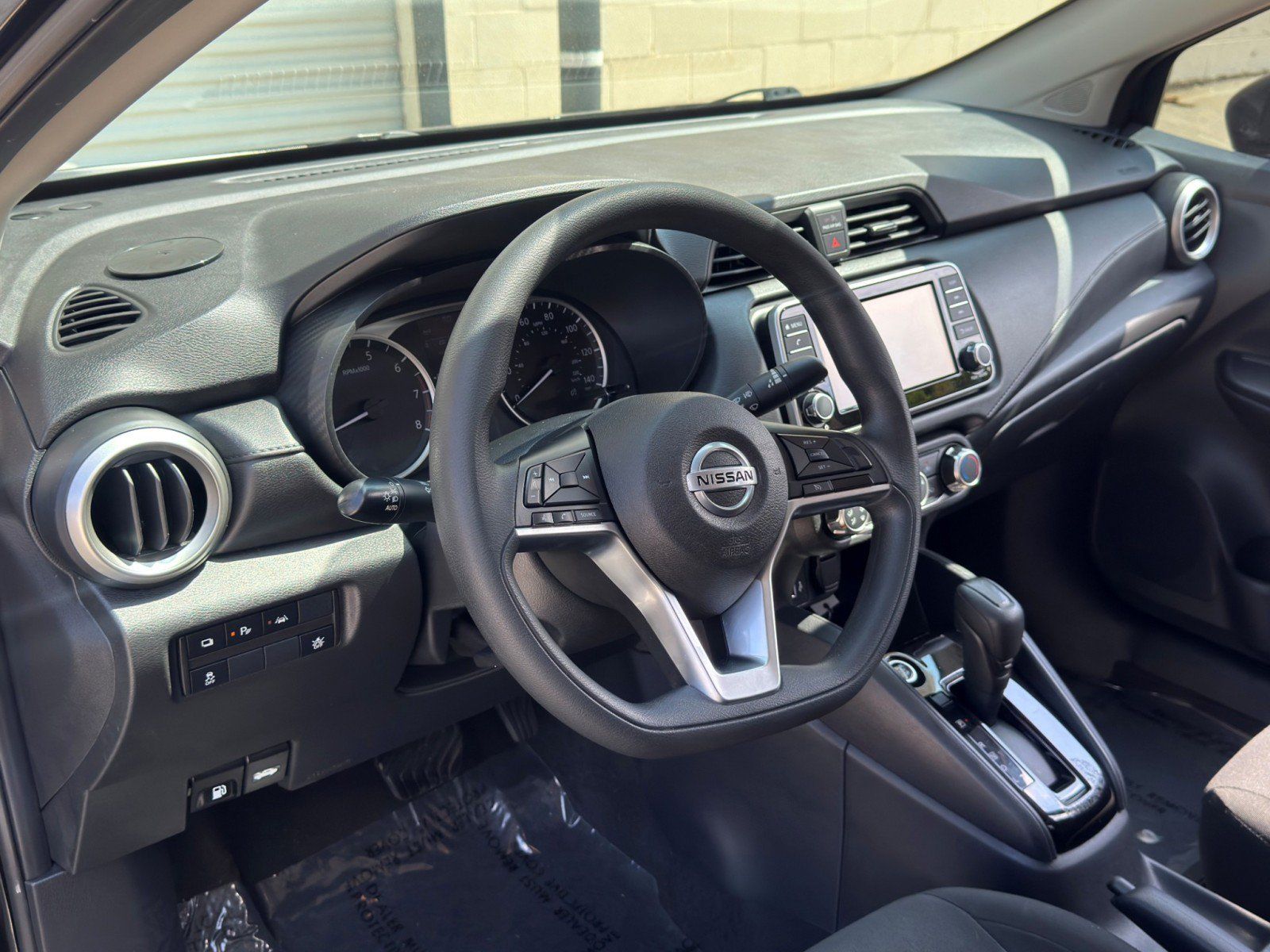 Used 2021 Nissan Versa S FWD image 12