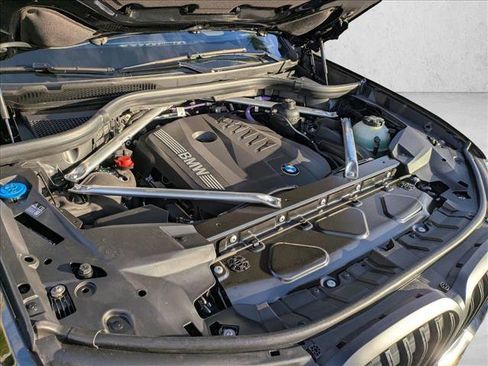 New 2026 BMW X7 xDrive40i w/ M Sport Package image 17