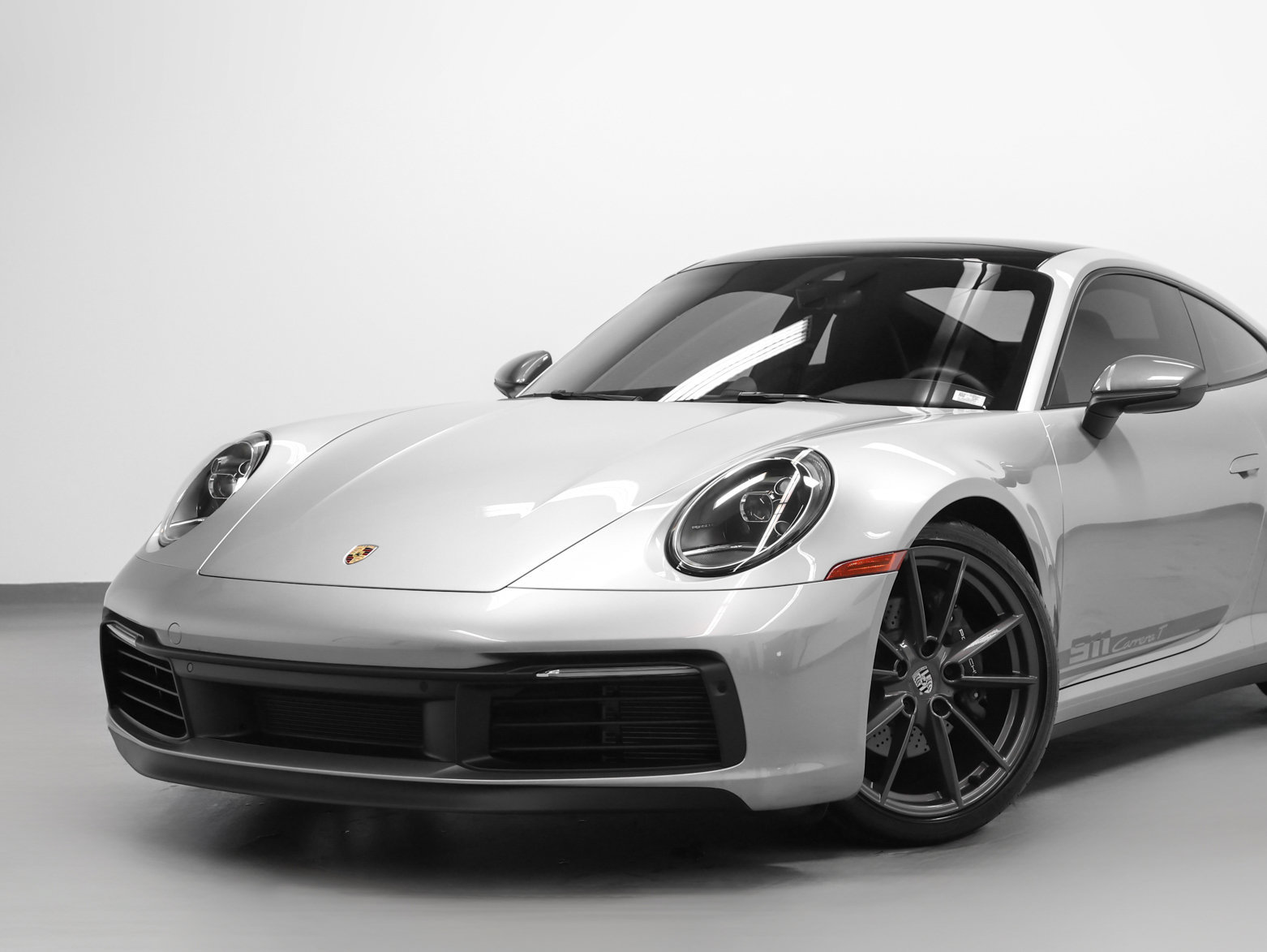 Certified 2024 Porsche 911 Carrera T RWD image 7