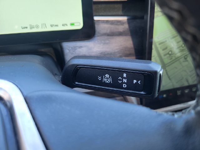 Used 2022 Rivian R1S Launch Edition Quad AWD/4WD image 18