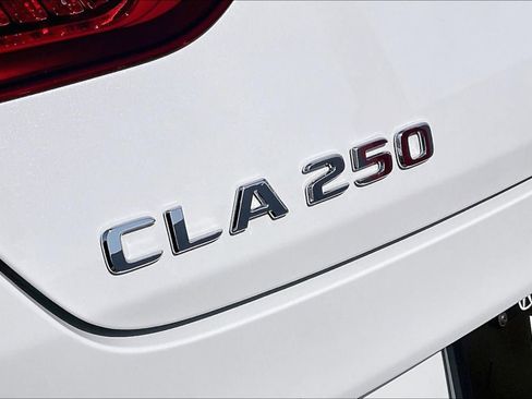 Used 2022 Mercedes-Benz CLA 250 w/ AMG Line image 8