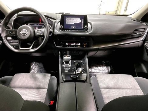 Used 2024 Nissan Rogue SV AWD/4WD image 15