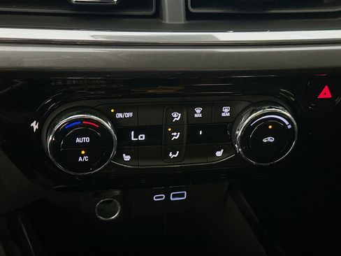 Used 2025 Chevrolet Trax ACTIV w/ Driver Confidence Package image 23