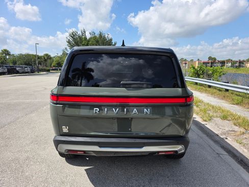 Used 2022 Rivian R1S Launch Edition AWD/4WD image 6