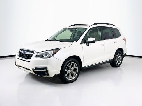 Used 2018 Subaru Forester 2.5i Touring image 3