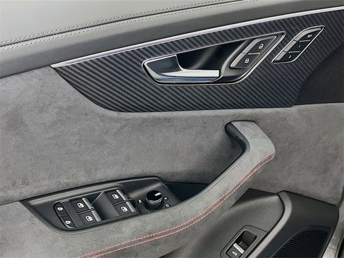 New 2026 Audi RS Q8 performance image 19