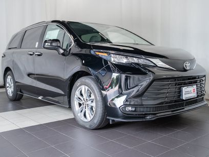 New 2026 Toyota Sienna XLE