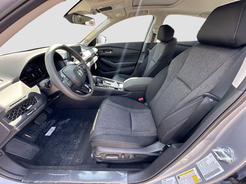 New 2025 Honda Accord SE image 15