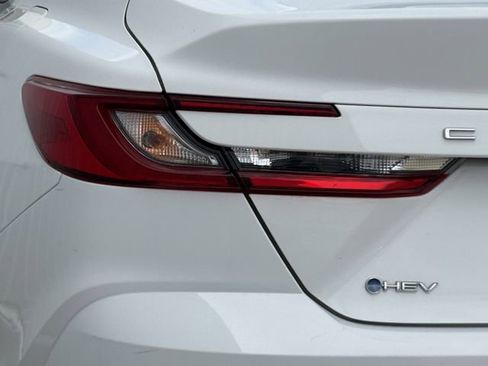 Used 2025 Toyota Camry LE FWD image 6