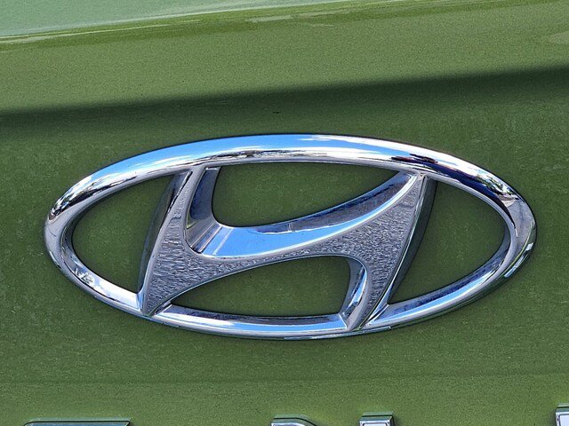 Used 2020 Hyundai Venue SEL w/ Convenience Package FWD image 27