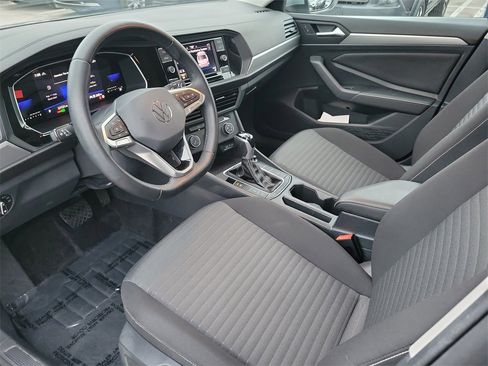 Used 2023 Volkswagen Jetta S image 13