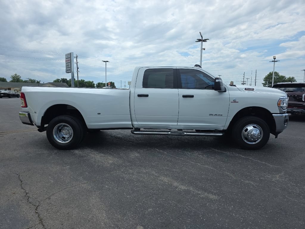 Used 2024 RAM 3500 Big Horn AWD/4WD image 5