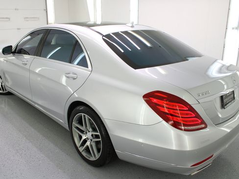 Used 2014 Mercedes-Benz S 550 Sedan image 31