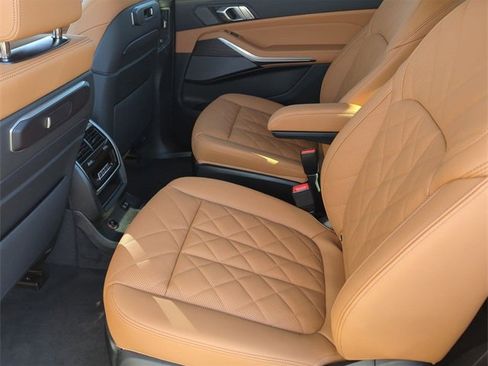 New 2026 BMW X7 xDrive40i w/ M Sport Package image 15