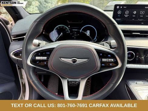 Used 2022 Genesis GV70 3.5T Sport w/ Sport Prestige Package AWD/4WD image 15