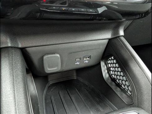 Used 2025 Chevrolet TrailBlazer LT w/ Driver Confidence Package image 23