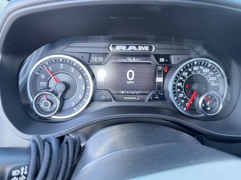 Used 2022 RAM 1500 Big Horn AWD/4WD image 10