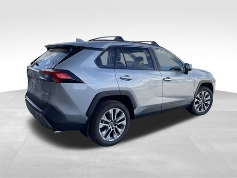 Used 2025 Toyota RAV4 Limited image 2