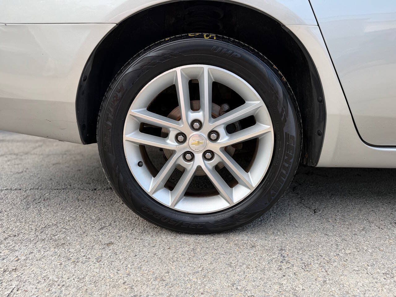 Used 2008 Chevrolet Impala LTZ FWD image 38