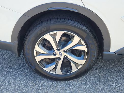Used 2022 Subaru Outback Limited AWD/4WD image 9