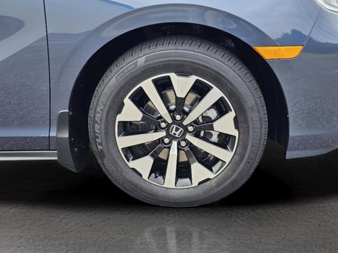 New 2026 Honda Odyssey EX-L image 4
