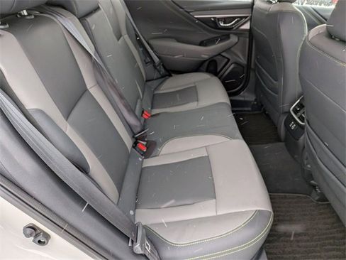 Used 2025 Subaru Outback Onyx Edition image 30