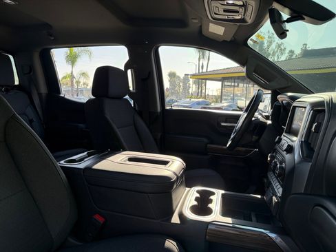 Used 2020 Chevrolet Silverado 1500 RST image 16