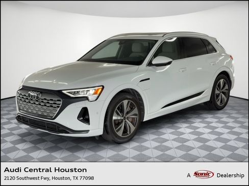 Used 2024 Audi Q8 e-tron Premium Plus w/ Premium Plus Package AWD/4WD image 1