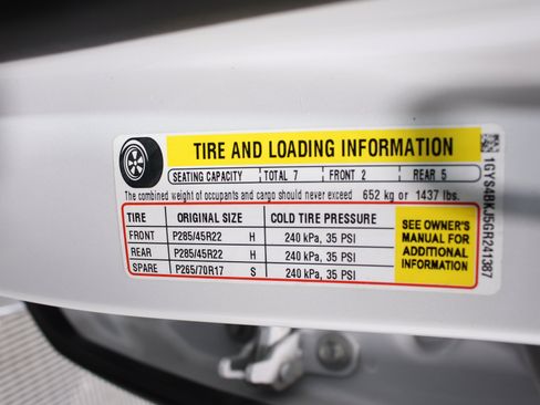 Used 2016 Cadillac Escalade Luxury AWD/4WD image 39