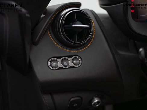 Used 2025 McLaren 750S Spider RWD image 46