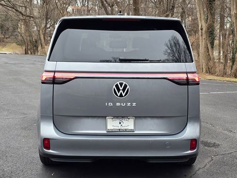 Used 2025 Volkswagen ID. Buzz Pro S image 6