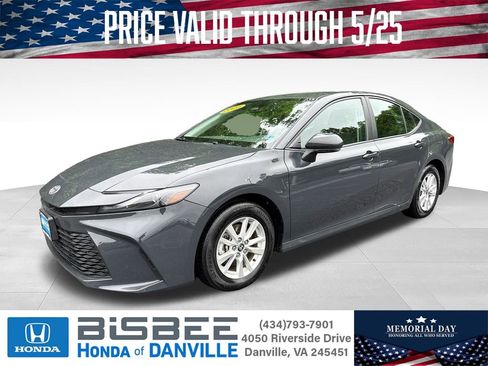 Used 2025 Toyota Camry LE FWD image 1