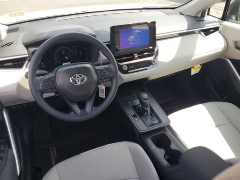 New 2026 Toyota Corolla Cross L image 13