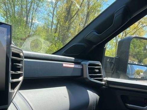 New 2026 Toyota Tundra Platinum AWD/4WD image 15