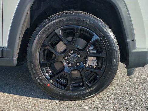 New 2026 Jeep Compass Latitude w/ Quick Order Package 29K image 11