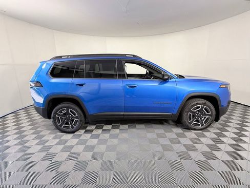 New 2026 Jeep Cherokee Laredo image 8