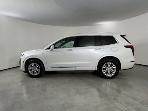 Certified 2024 Cadillac XT6 Luxury FWD image 5