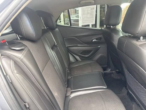 Used 2020 Buick Encore Preferred FWD image 22