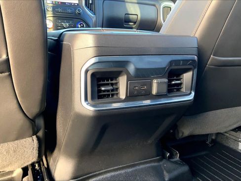 Used 2022 Chevrolet Silverado 3500 High Country w/ Technology Package AWD/4WD image 36