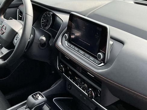 Certified 2025 Nissan Rogue SV w/ Rock Creek Premium Package image 21