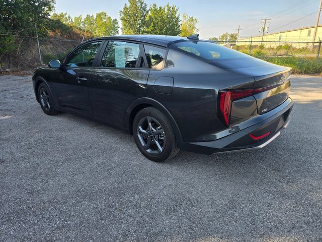 Used 2025 Kia K4 FWD image 6