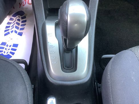 Used 2015 Chevrolet Sonic LT image 18