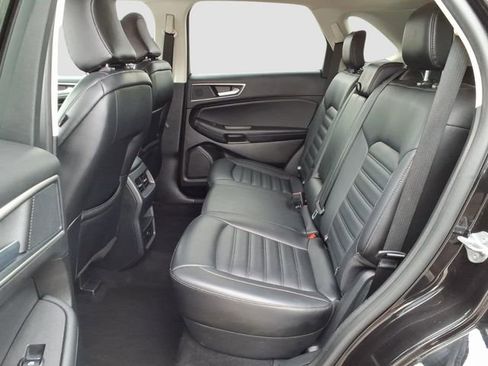 Certified 2024 Ford Edge SEL image 6